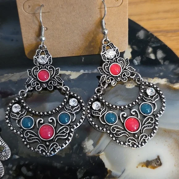 Bohemian Earrings Set - Picture 4 of 4